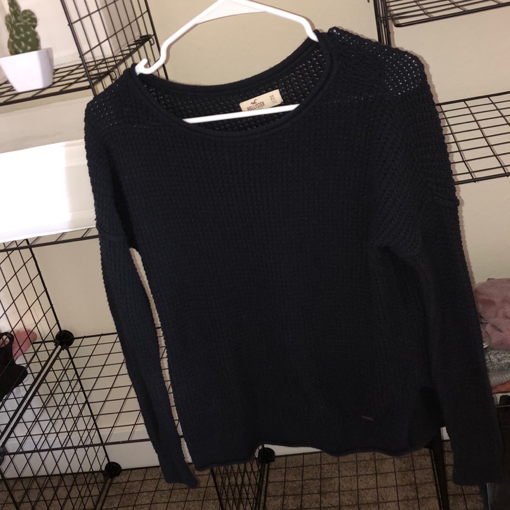 Navy blue Hollister sweater